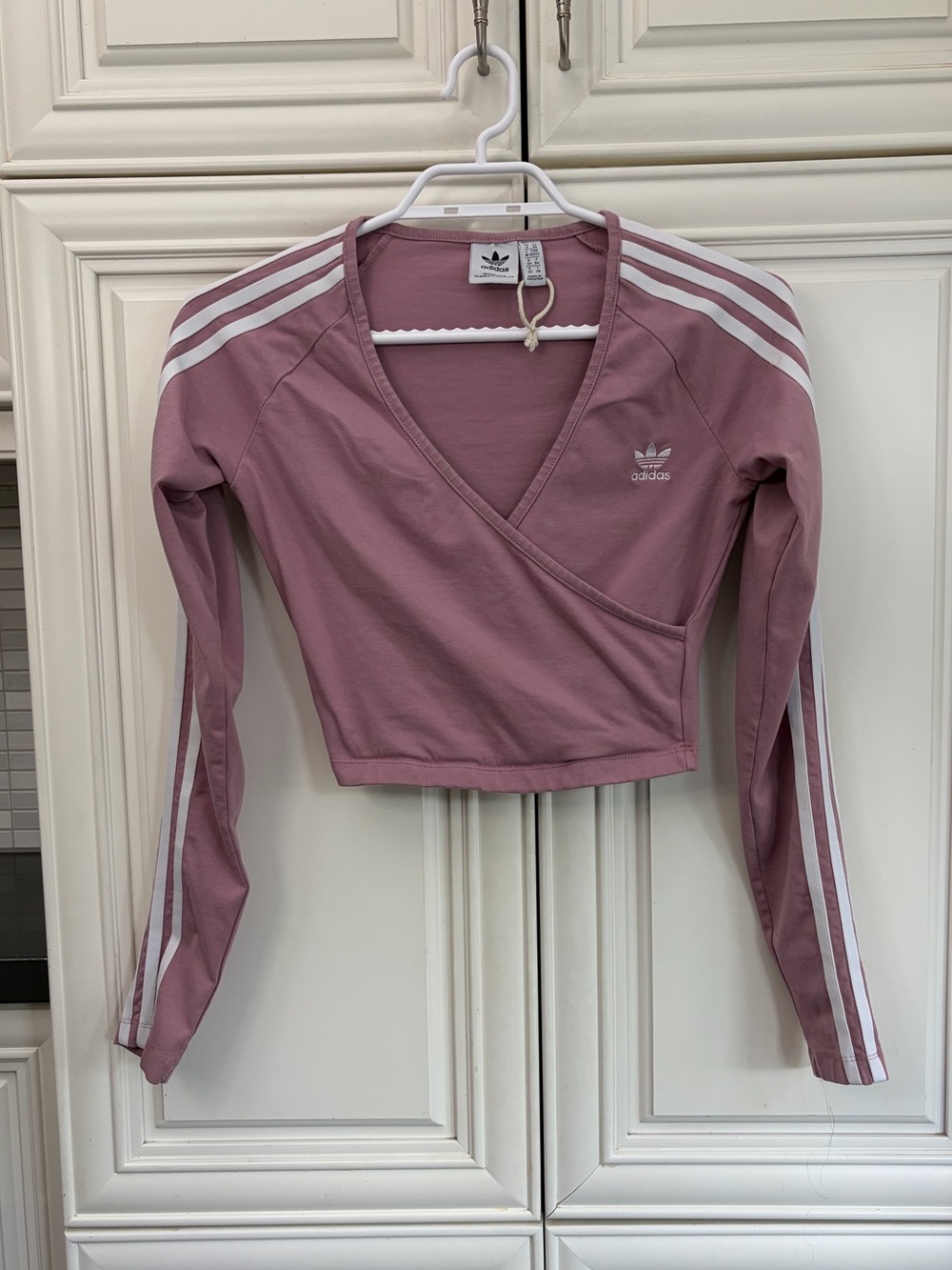 Adidas women’s cropped pink l/s shirt